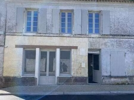 location maison à cherves-richemont (16370) : à louer / 120m² cherves-richemont