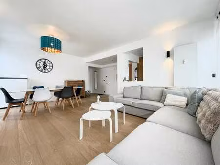 jambes : appartement 2 chambres avec terrasse