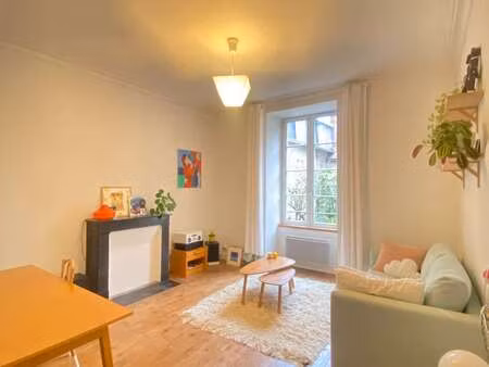 location appartement 2 pièces à nantes (44000) : à louer 2 pièces / 58m² nantes