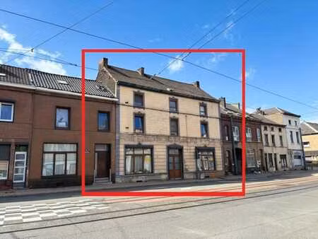 grande maison 3 chambres de 339 m² utiles avec jardin