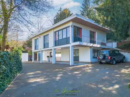 belle maison 4 façades à l'abris des regards