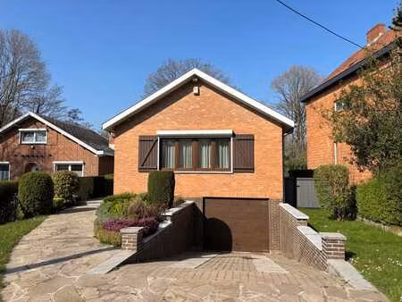 agréable maison de plein-pied située dans un quartier calme