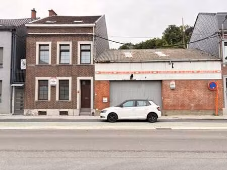maison 4ch avec hall industriel et entrepôt de stockage !!!
