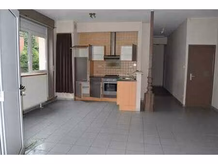 bel appartement plain-pied d'1 chambre à 2 pas de la gare