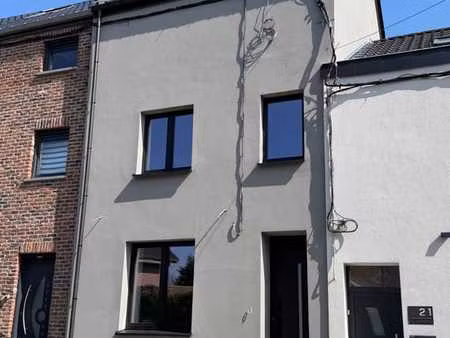 ? magnifique maison rénovée de 150 m² avec jardin – jumet