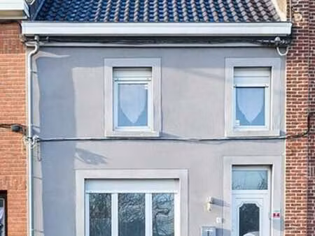 maison 4 chambres avec jardin et piscine!