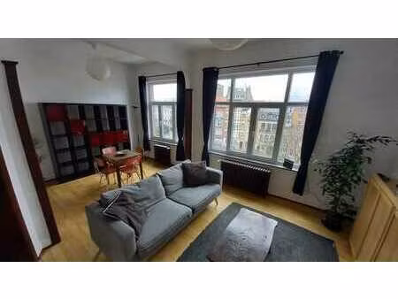 appart. caract. - 2 unités - terrasse - quartier deschanel