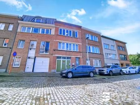 appart. +/-75m² - 2ch - parfait etat - faibles charges !!