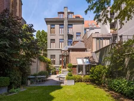 maison presbytère avec grand jardin