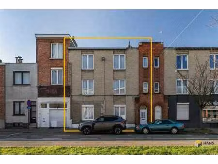 maison à rénover (199 m²) avec 4 chambres  3 salles de bain