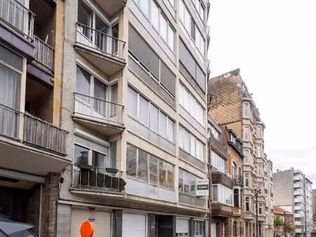 spacieux appartement 2 chambres de 118 m² avec terrasse et b