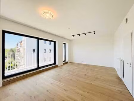 proche de roodebeek et du woluwe shopping - appartement neuf