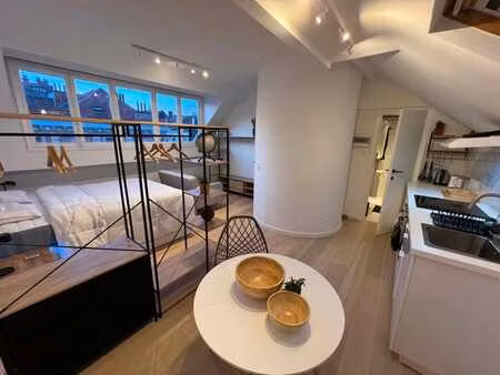 châtelain | superbe studio meublé clé en main
