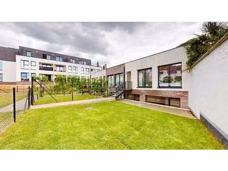 laeken - duplex 2 ch - jardin - construction récente - peb c