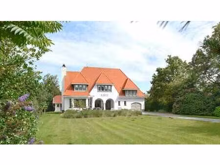 villa charmante située au calme au coeur du zoute