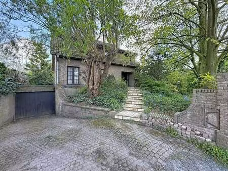 lot 3: maison mitoyenne avec parcelle de terrain
