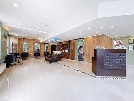 maison de ville avec espace commercial à vendre à gand