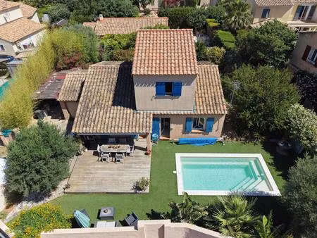 villa individuelle t4+ piscine émeraude