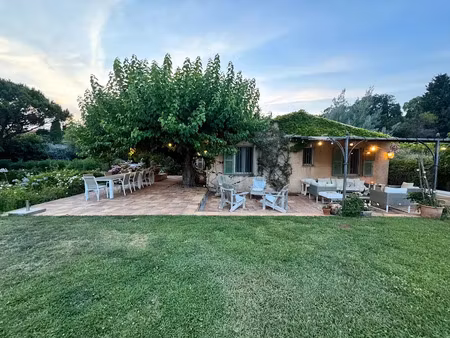 vente villa 8 pièces 220 m² à saint-tropez (83990)  3 895 000 €