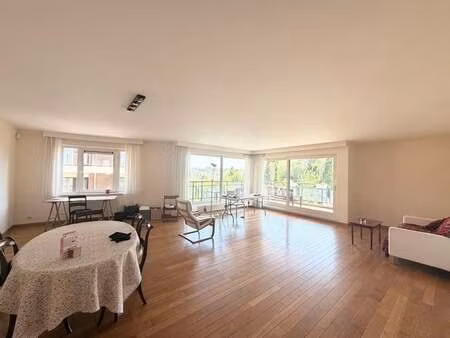 appartement à louer à woluwe-saint-lambert € 2.200 (lp1zt) - latour & petit bxl location |