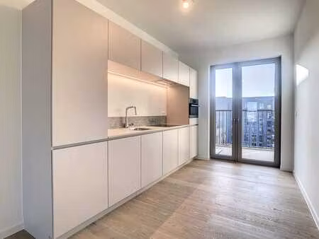 appartement de 2 chambres à louer à anvers sur l'eilandje !