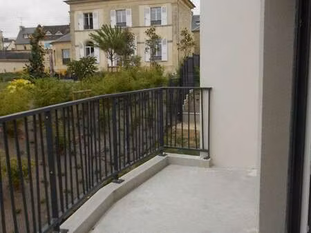 location appartement 2 pièces à caen (14000) : à louer 2 pièces / 41m² caen