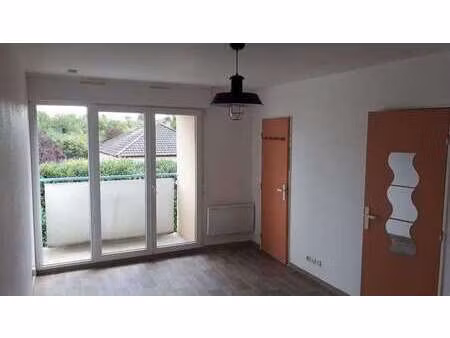 location appartement t1 à poitiers (86000) : à louer t1 / 28m² poitiers