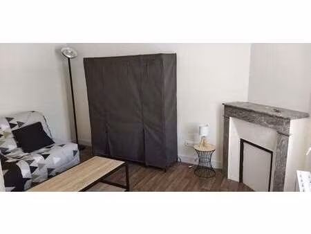location appartement t1 meublé à saintes (17100) : à louer t1 meublé / 23m² saintes