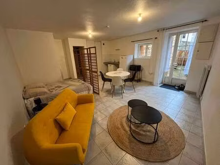 location appartement t1 meublé à angoulême (16000) : à louer t1 meublé / 38m² angoulême