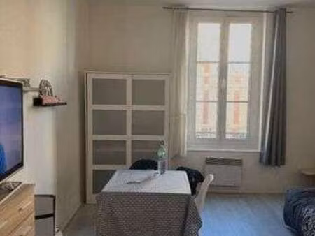 location appartement t1 à rouen vieux-marché - st eloi (76000) : à louer t1 / 26m² rouen v