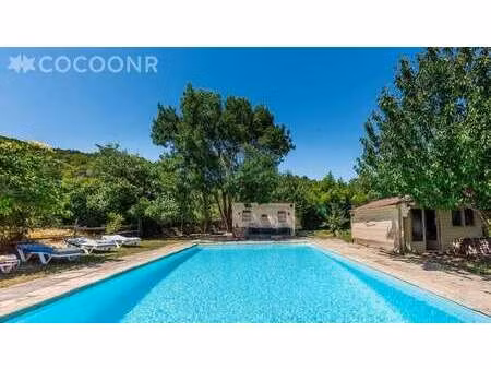 location appartement t1 meublé à châteaudouble (83300) : à louer t1 meublé / 20m² châteaud