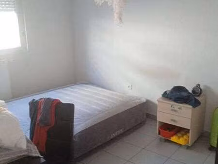 location appartement t1 meublé à la seyne-sur-mer (83500) : à louer t1 meublé / 11m² la se