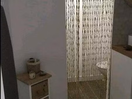 location appartement t1 meublé à solliès-pont (83210) : à louer t1 meublé / 28m² solliès-p