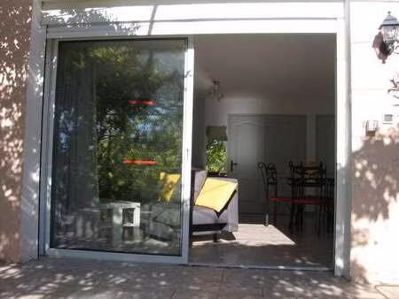 location appartement 2 pièces meublé à velaux (13880) : à louer 2 pièces meublé / 40m² vel