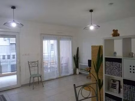 location appartement t1 meublé à arles (13104) : à louer t1 meublé / 34m² arles