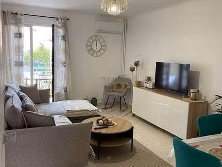 location appartement 2 pièces meublé à saint-raphaël (83530) : à louer 2 pièces meublé / 4