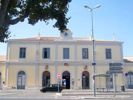 location appartement t1 meublé à aix-en-provence (13080) : à louer t1 meublé / 12m² aix-en