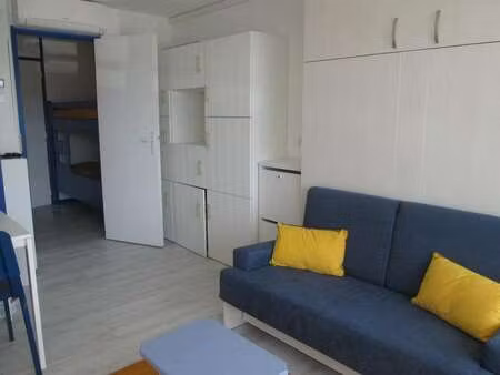 location appartement t1 meublé à hendaye (64700) : à louer t1 meublé / 23m² hendaye