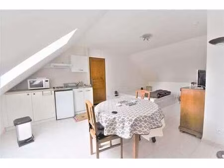 location appartement t1 meublé à la chapelle-saint-mesmin (45380) : à louer t1 meublé / 24