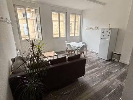 location appartement 2 pièces meublé à libourne (33500) : à louer 2 pièces meublé / 63m² l