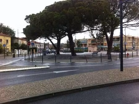 location appartement 2 pièces meublé à six-fours-les-plages (83140) : à louer 2 pièces meu