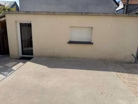 location appartement t1 meublé à tours (37000) : à louer t1 meublé / 19m² tours