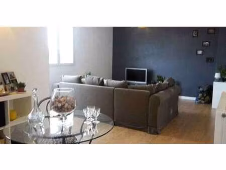 location appartement 3 pièces à libourne (33500) : à louer 3 pièces / 75m² libourne