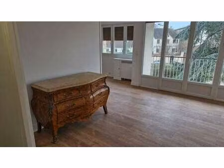 location appartement 3 pièces au chesnay (78150) : à louer 3 pièces / 60m² le chesnay