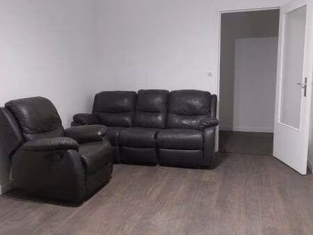location appartement t1 à montreuil (93100) : à louer t1 / 30m² montreuil