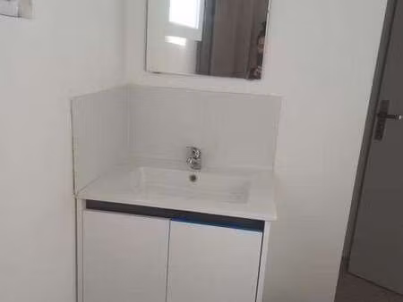 location appartement t1 meublé à nîmes (30000) : à louer t1 meublé / 23m² nîmes
