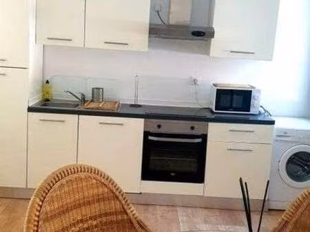 location appartement t1 meublé à nîmes (30000) : à louer t1 meublé / 45m² nîmes