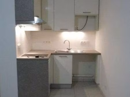 location appartement t1 à massy (91300) : à louer t1 / 28m² massy