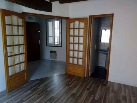 location appartement t1 à mézy-sur-seine (78250) : à louer t1 / 22m² mézy-sur-seine
