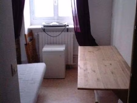 location appartement t1 meublé à paris 16e (75016) : à louer t1 meublé / 9m² paris 16e